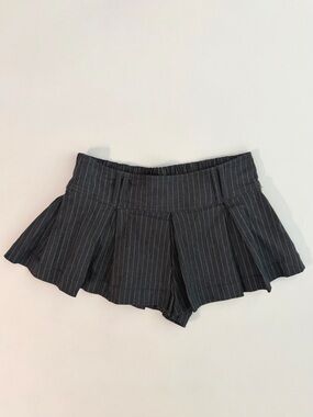 Pinstripe Pleated Grey Women’s Mini Skirt Shorts